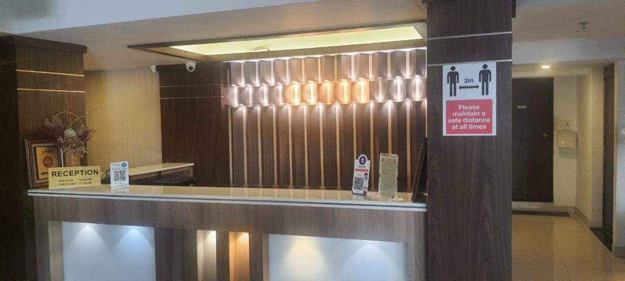 Prayana Hotels Kochi Esterno foto