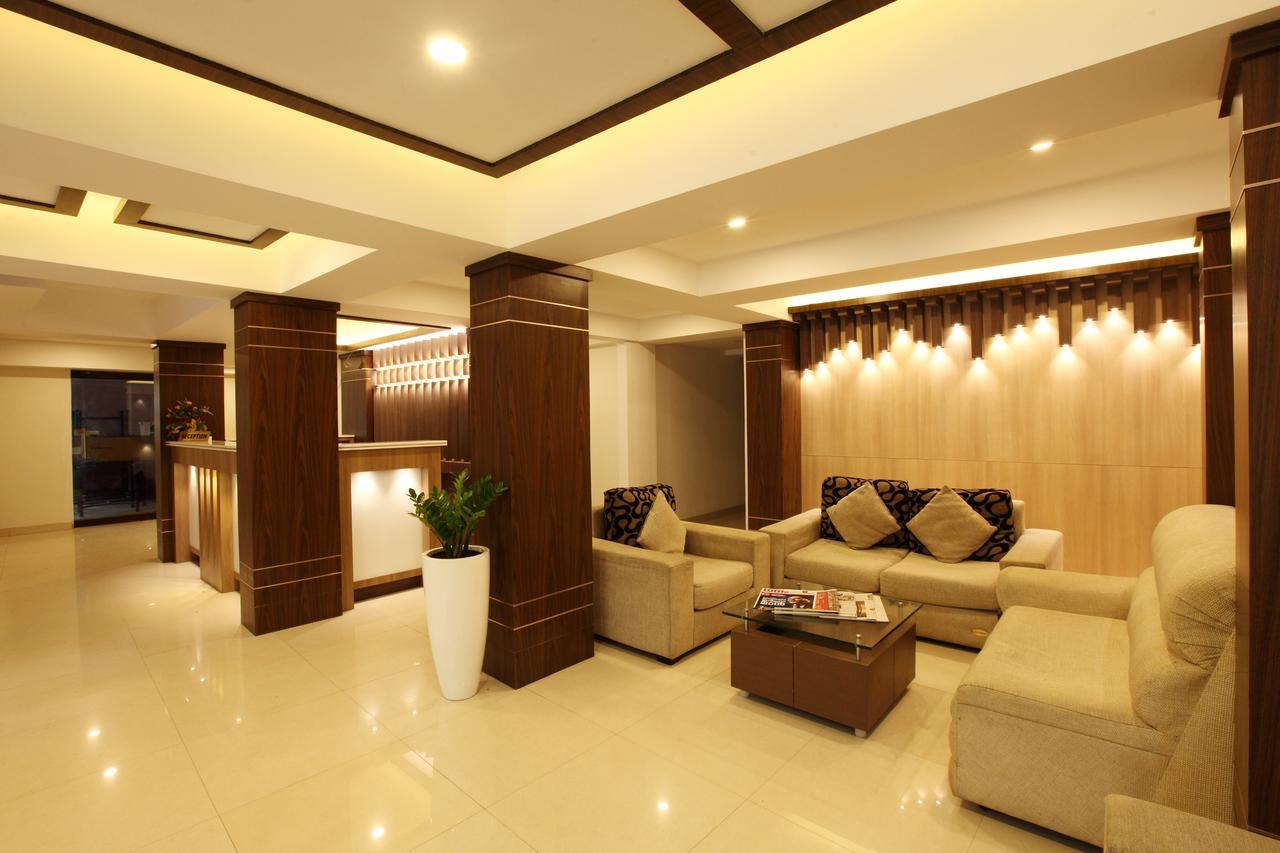 Prayana Hotels Kochi Esterno foto